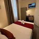 إيفيليا نيس
