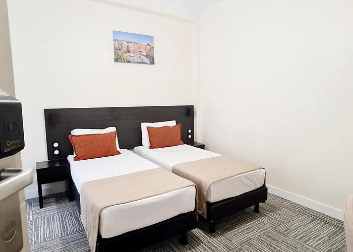 Hotell Evelia Nice